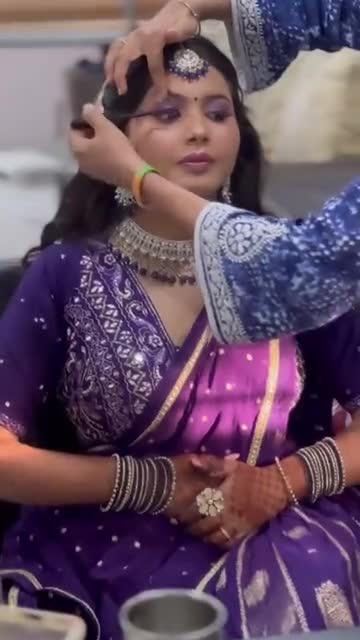 Naarie, bridal look